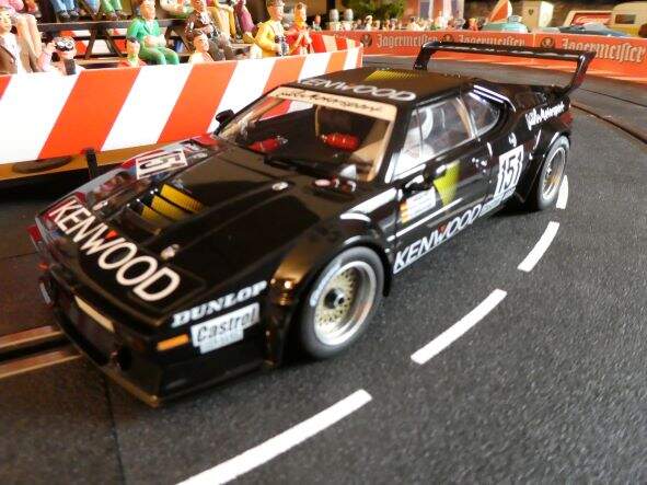 31085 Carrera Digital 132 – BMW M1 Procar Kenwood MK-Motorsport Nr. 151 DRM 1986 – Slotcars & Zubehör vom Fachhändler