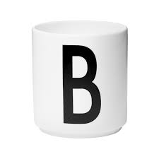 Kaffee- und Teetassen Design Letters