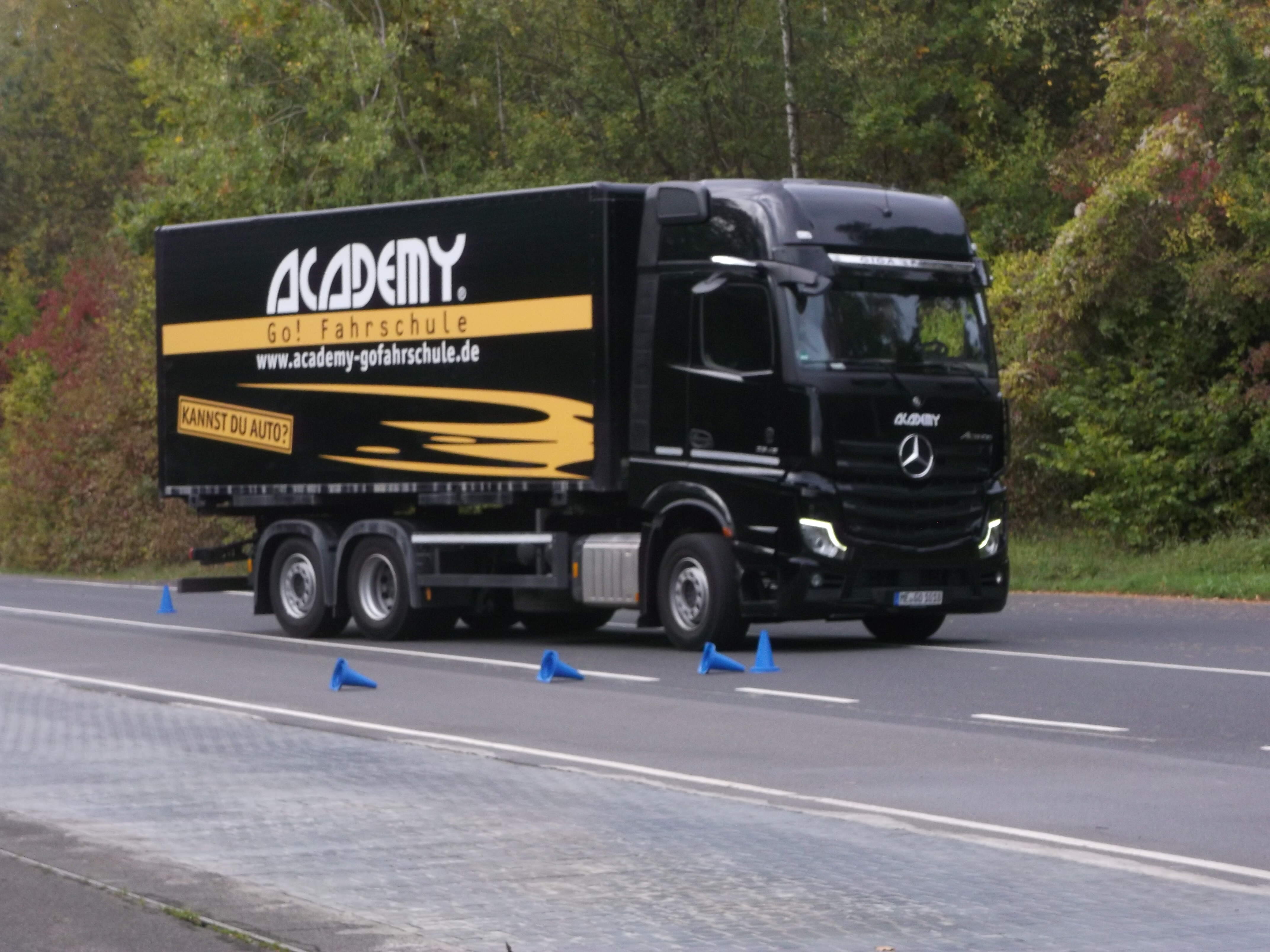 LKW Führerschein (C/CE)
