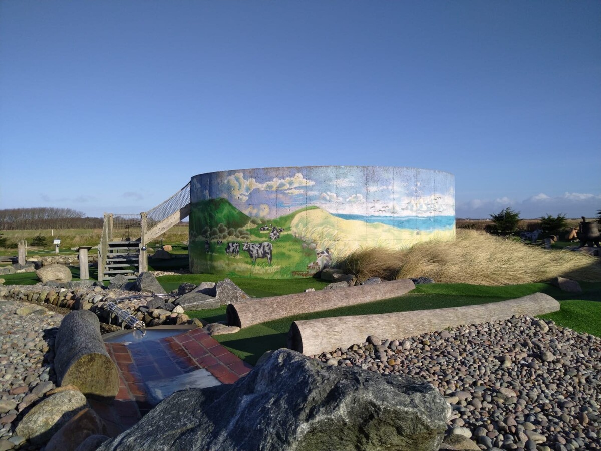 Föhrer Adventure Golf & Maislabyrinth & Carrera Bahn – Der Freizeitspaß für "Jung & Alt"