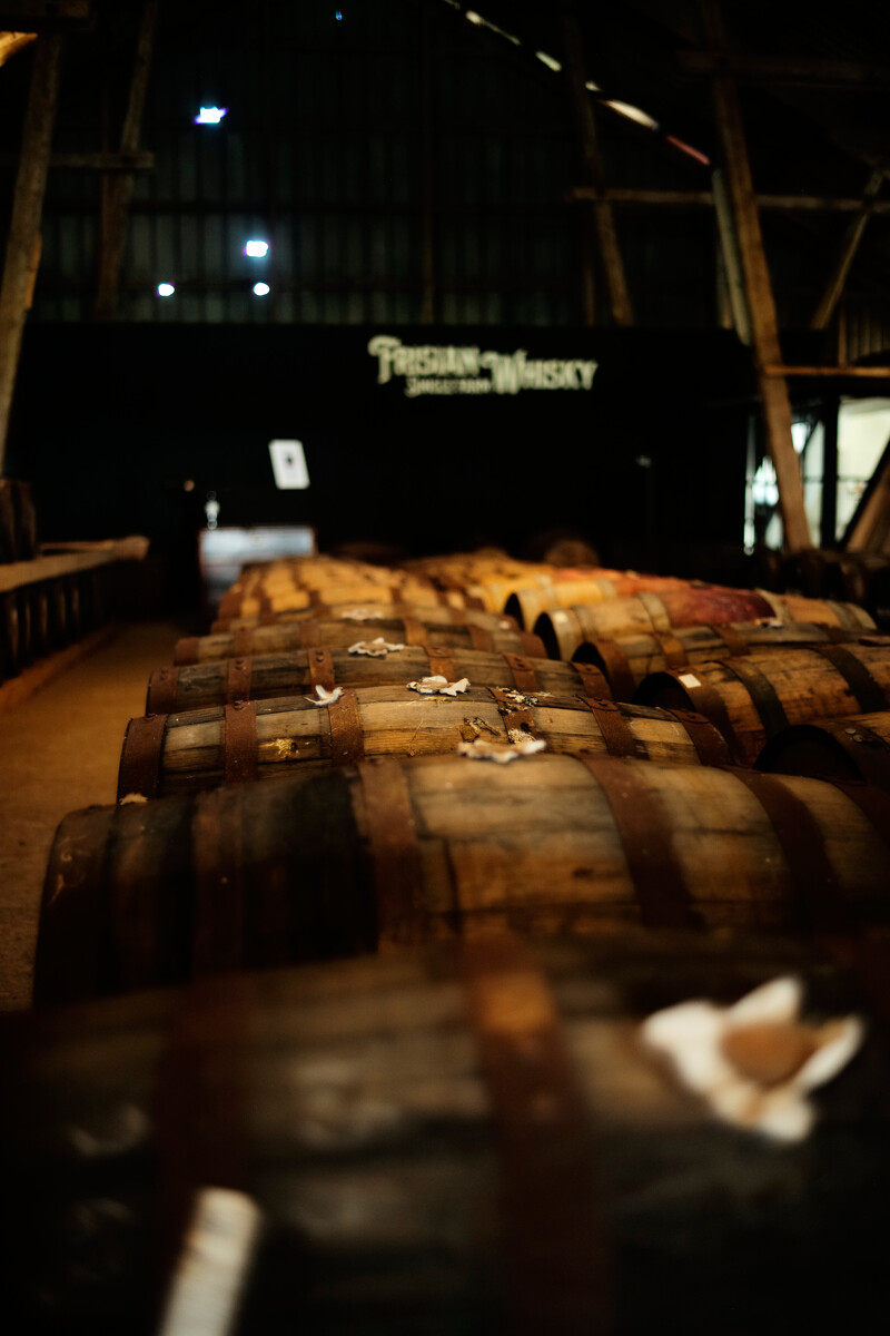 Führung mit kleinem Warehouse Tasting und anschließender Whisky-Verkostung in unserer Whisky Lounge