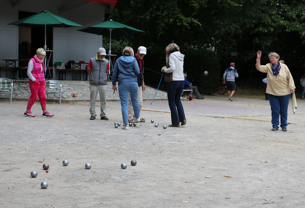 Boulen im Augarten Leck