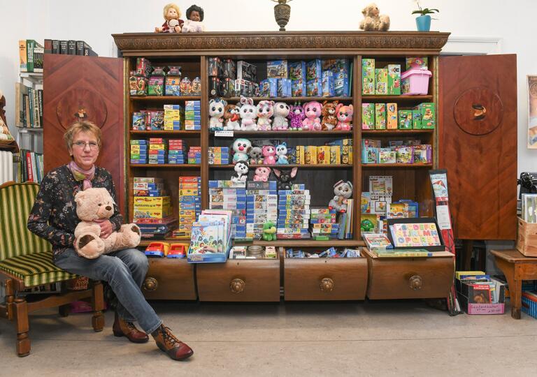 Bücher - Schreibwaren Jutta Hugo-Schnitzlohne ( Runkel) Wuppertal