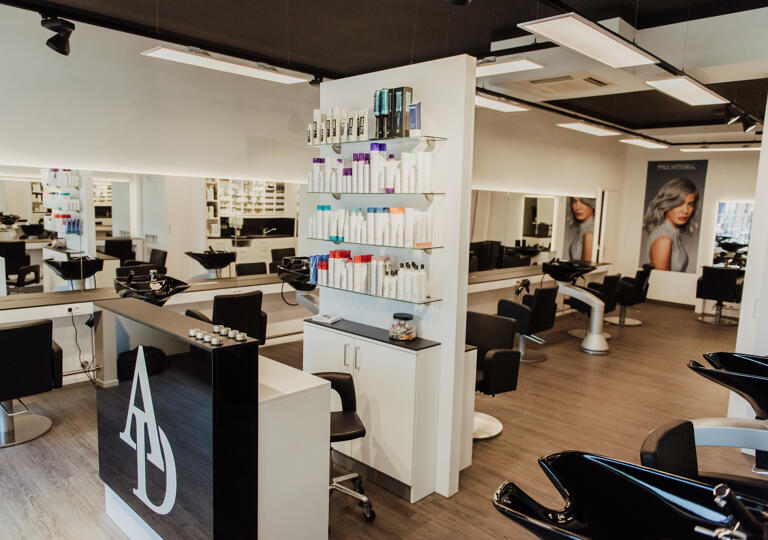 Friseur & Kosmetik AD Wedel