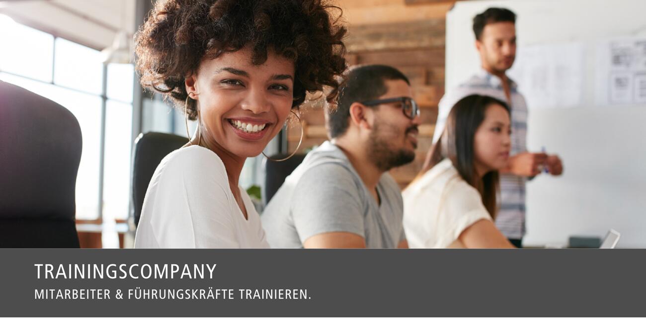 bfkm | Trainingscompany
Mitarbeiter*innen und Führungskräfte trainieren
