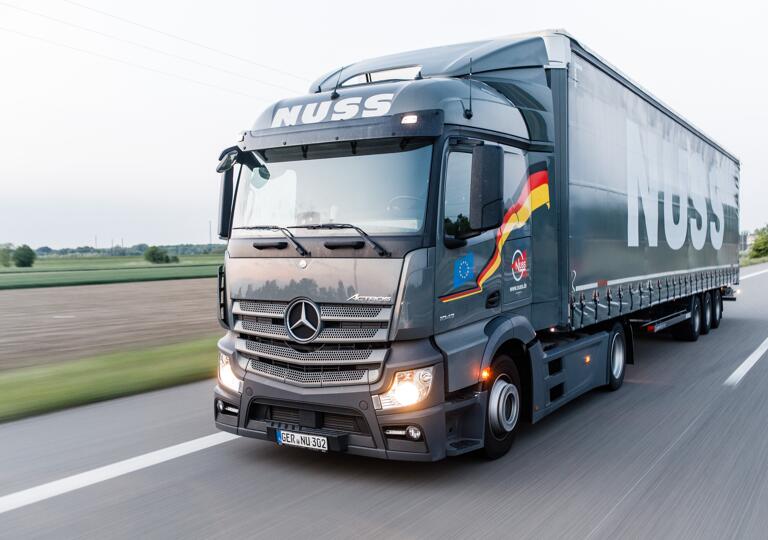 Spedition und Logistik Center NUSS Wörth