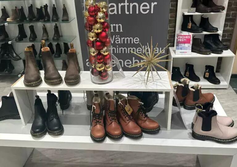 Schuh Bode Berlin - Das Schloss Berlin