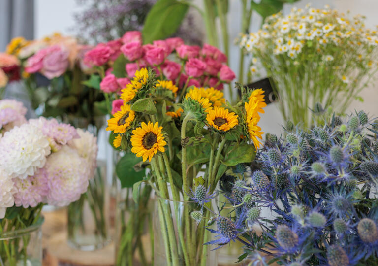 Kleinblumig Florales mit Herz Murrhardt