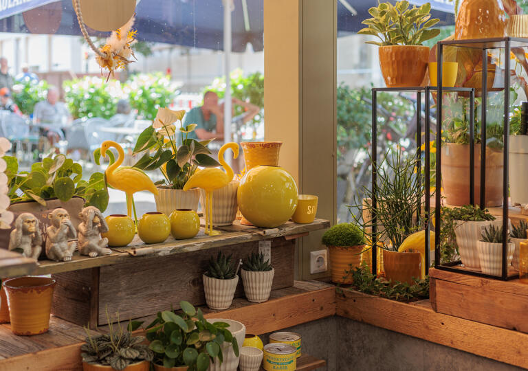 Kleinblumig Florales mit Herz Murrhardt