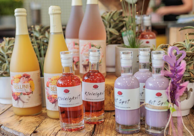 Kleinblumig Florales mit Herz Murrhardt