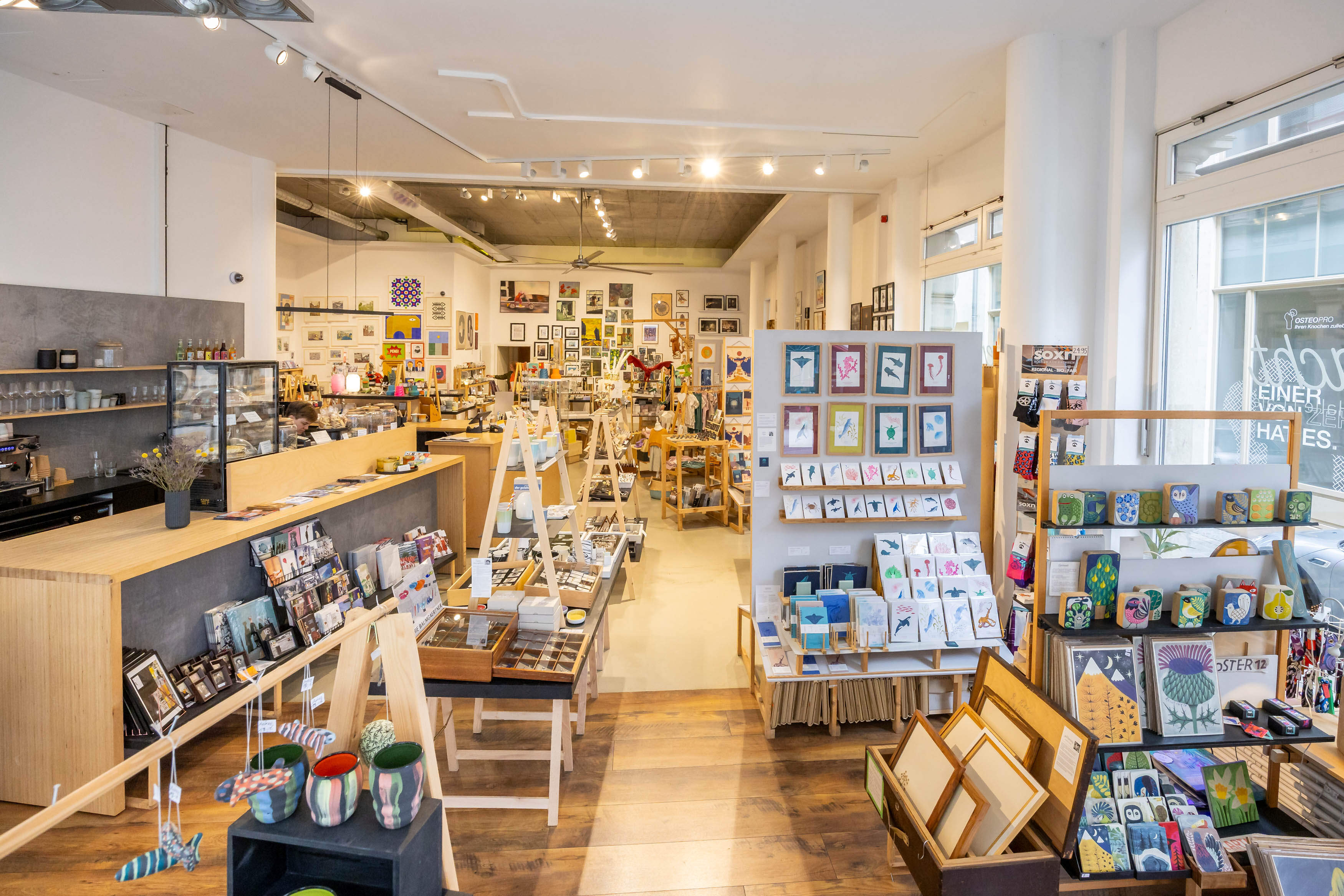 feingemacht Kunst & Design I Café Halle