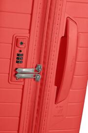Schalentrolley mit 4 Rollen Schalentrolley mit 4 Rollen AMERICAN TOURISTER