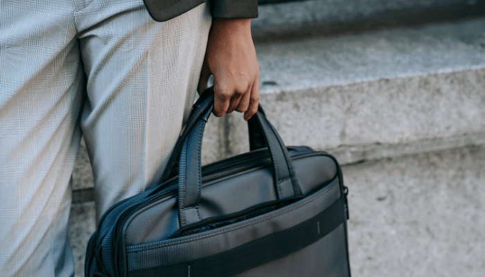 busienss tasche.png