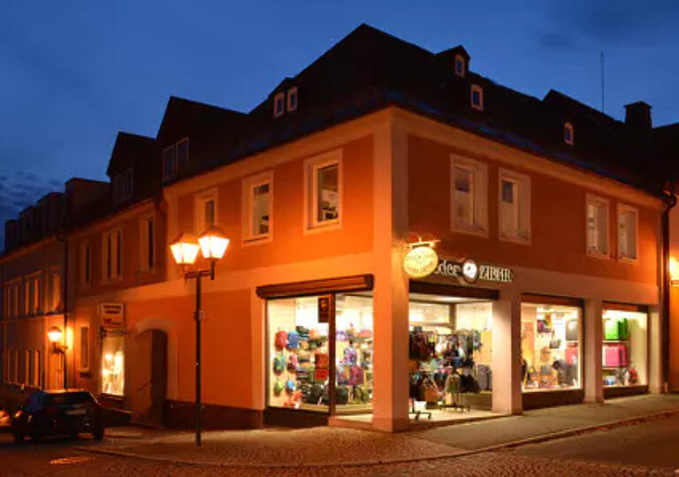 leder-ziehr.de - Naila Naila