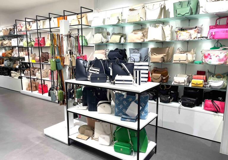 KOFFER-ECKE im Breuningerland Ludwigsburg