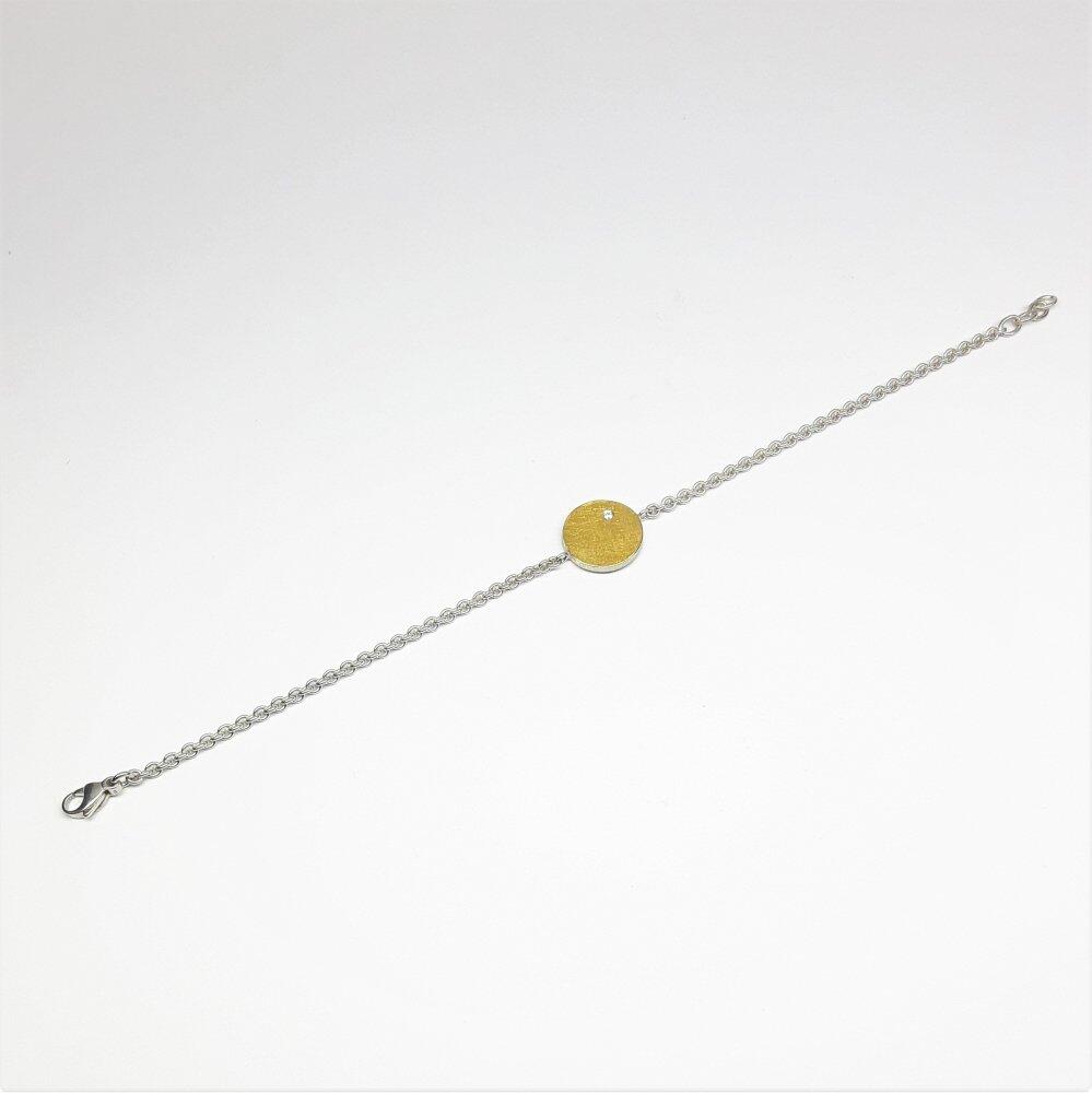 Bracelet en or fin, argent 925/- et brillant.