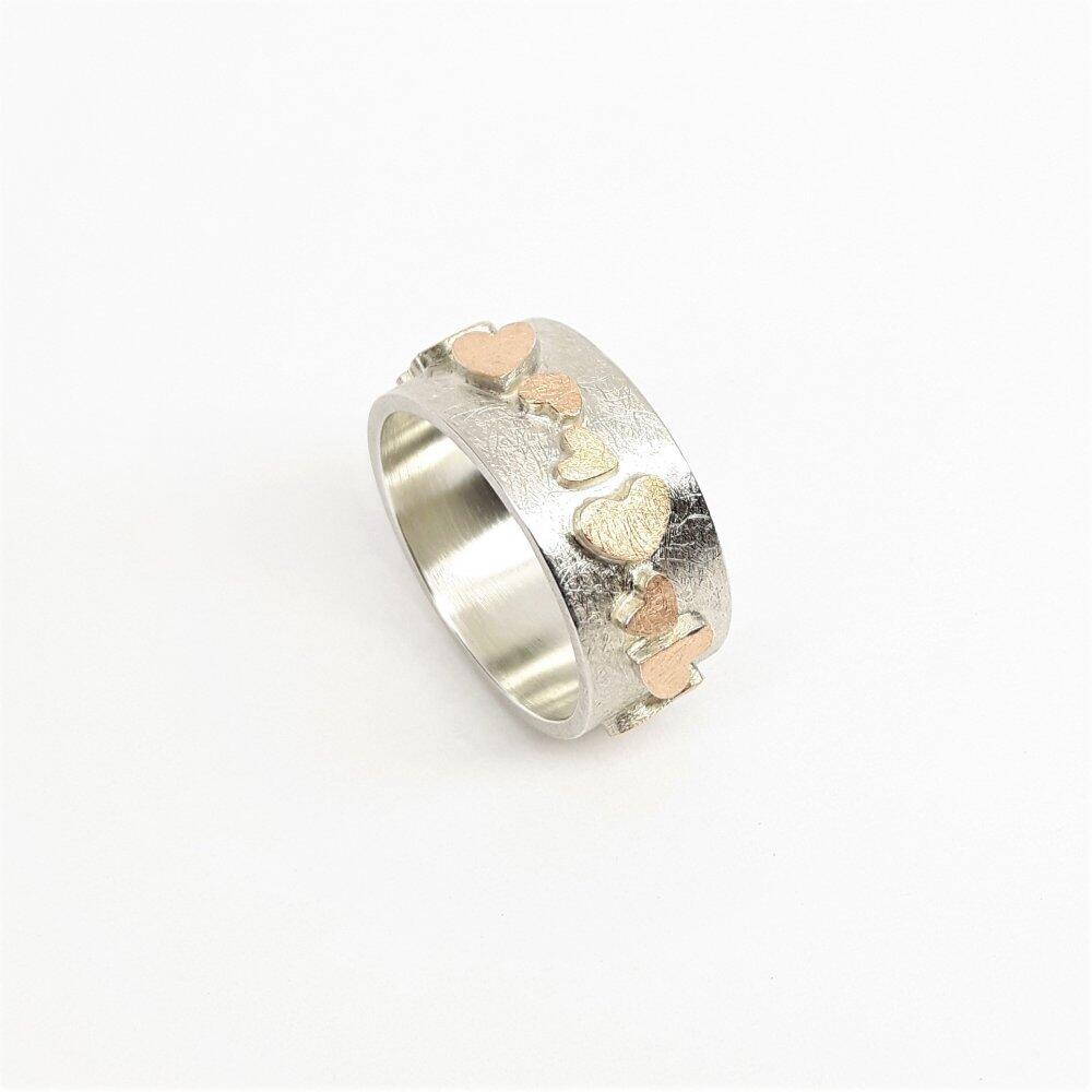 Bague 'my little sweetheart', argent 925/- et or rouge 18kt. Pièce unique.
