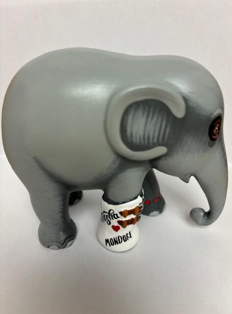 ELEPHANT PARADE - Ellie loves mosha Mondorf