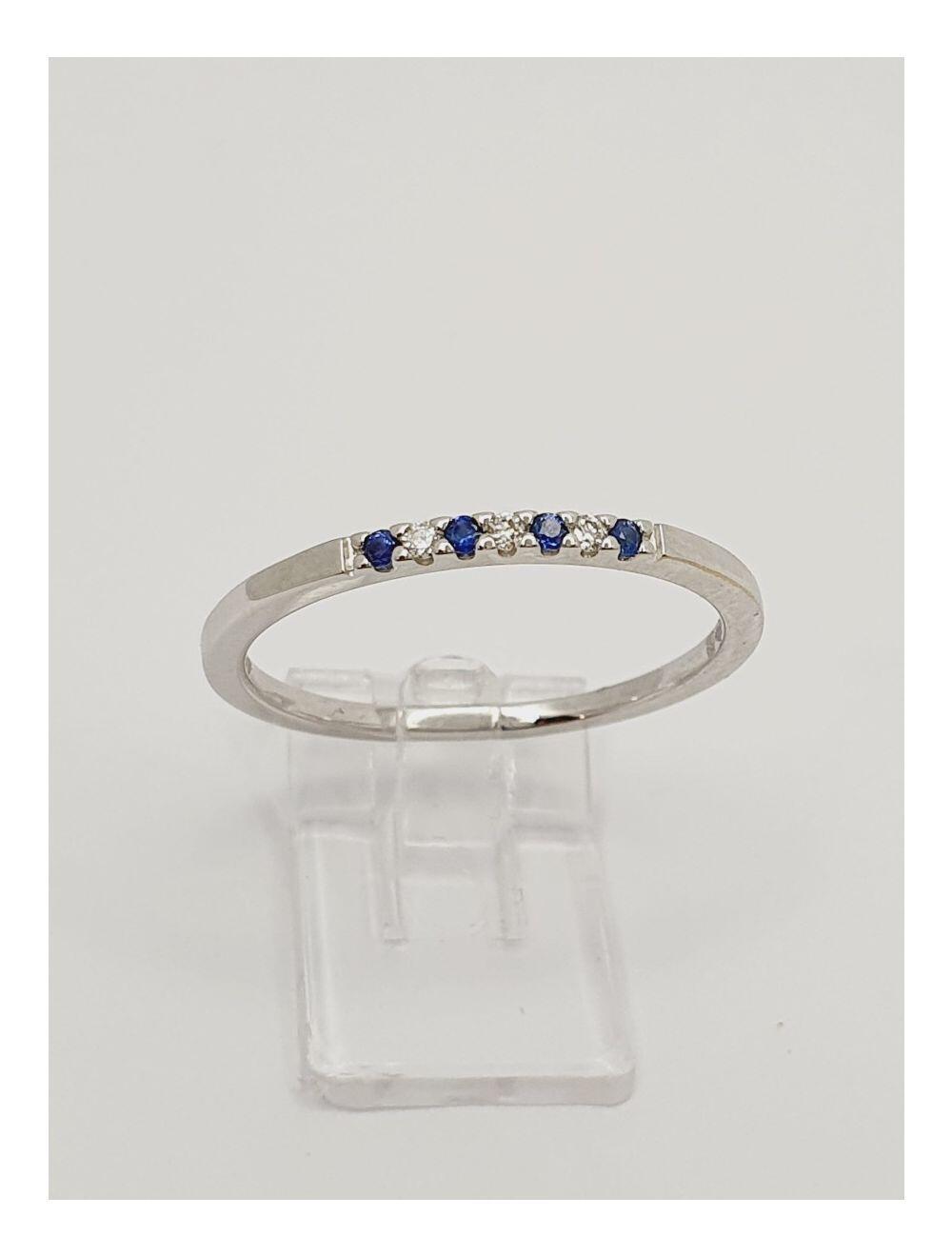# Bague alliance or blanc avec 0.050ct saphir bleu et 0.03ct diamants naturels