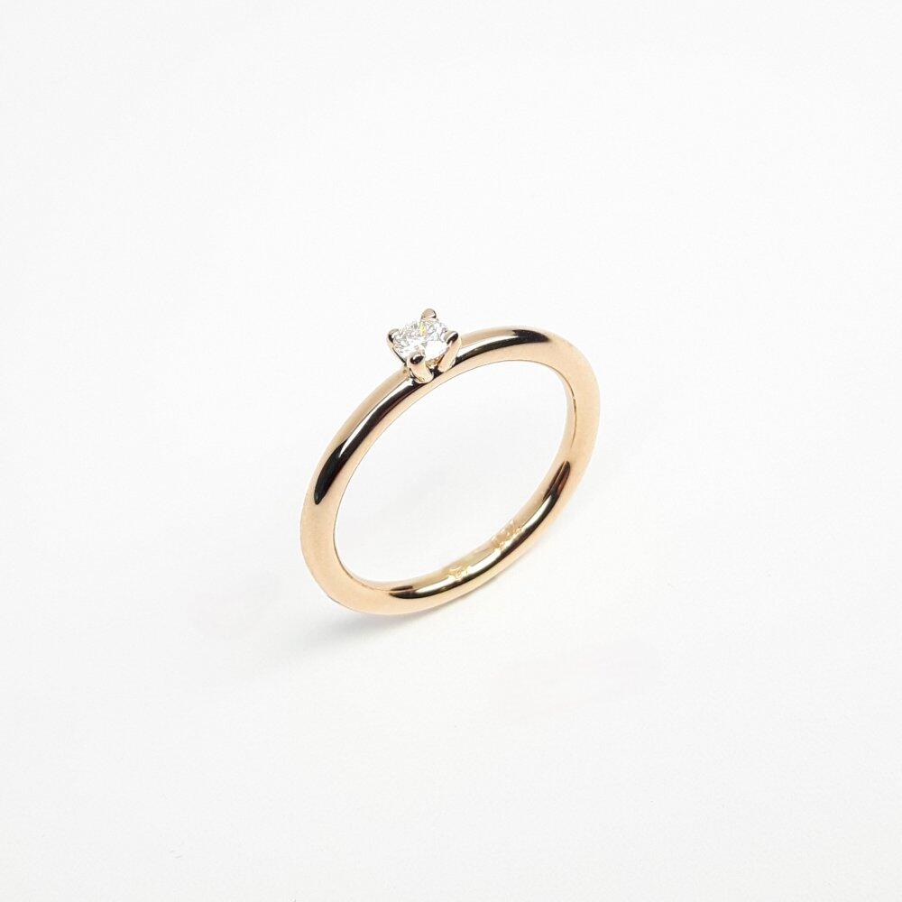 "my sweet little princess", Ring aus 18 Karat Rotgold mit 1 Brilliant 0,10ct.