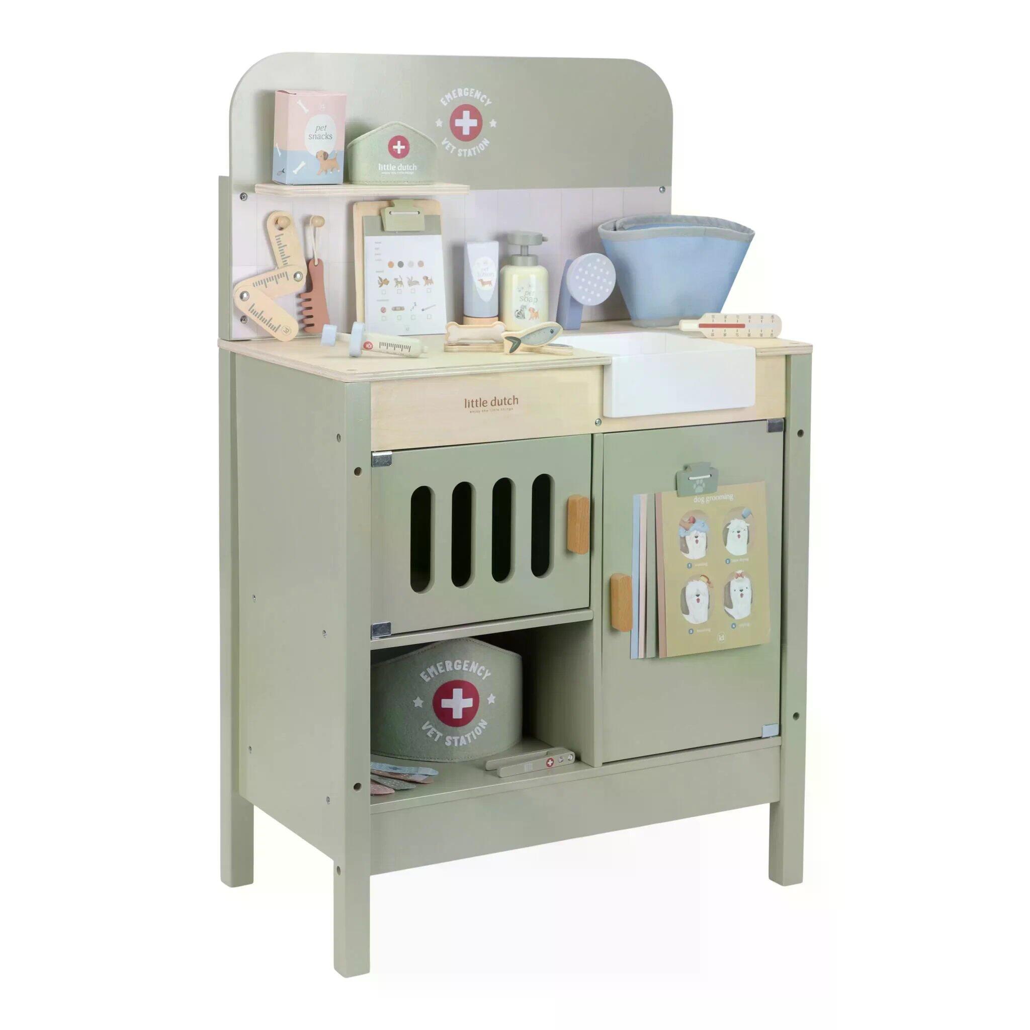 cabinet vétérinaire en bois