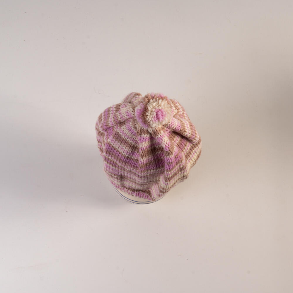 Baby- oder Kleinkindmütze, handgestrickt, Umfang ca. 40 cm 