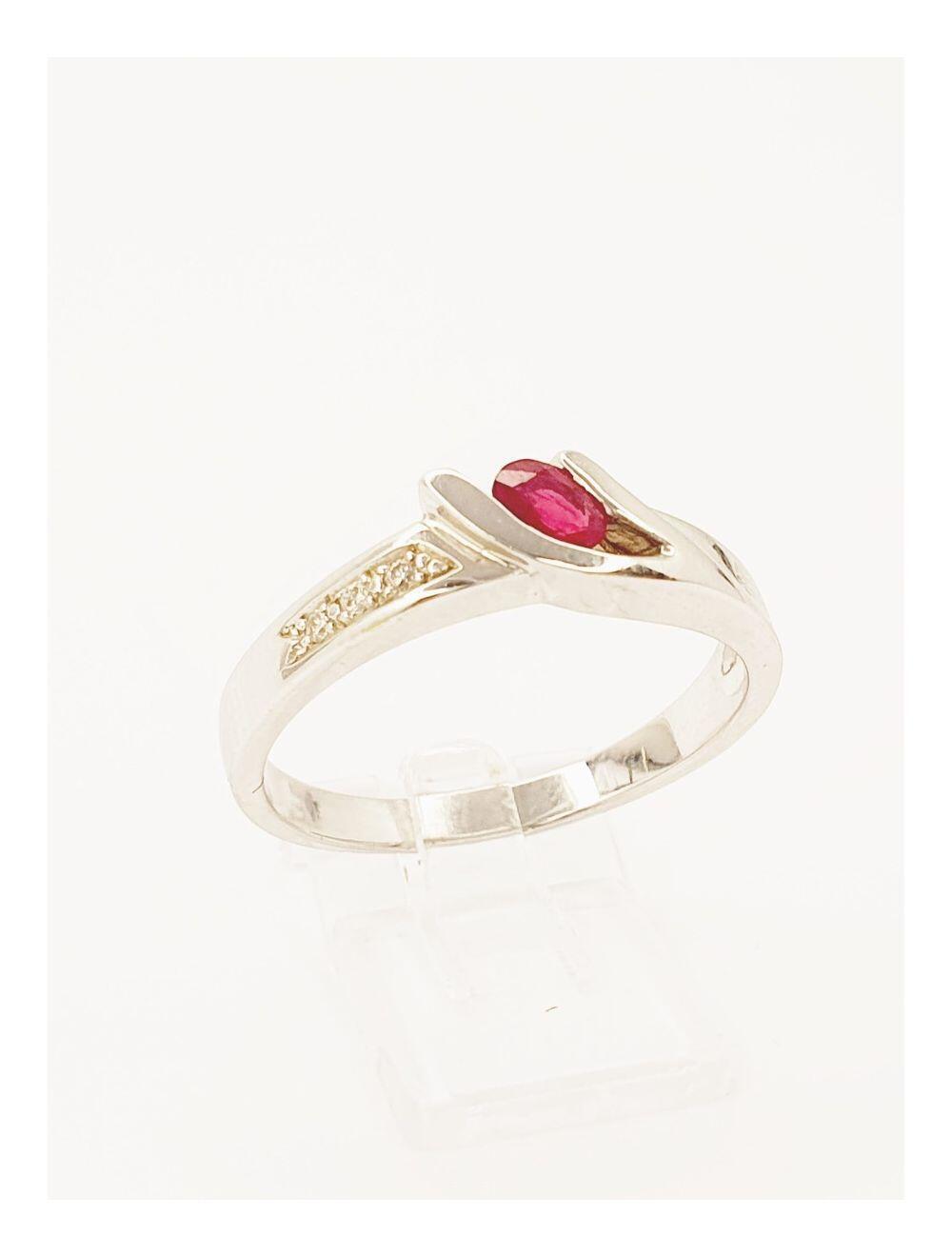 # 18K Weißgoldring mit 0,18 ct natürlichen Rubinen und 0,04 ct natürlichen Diamanten