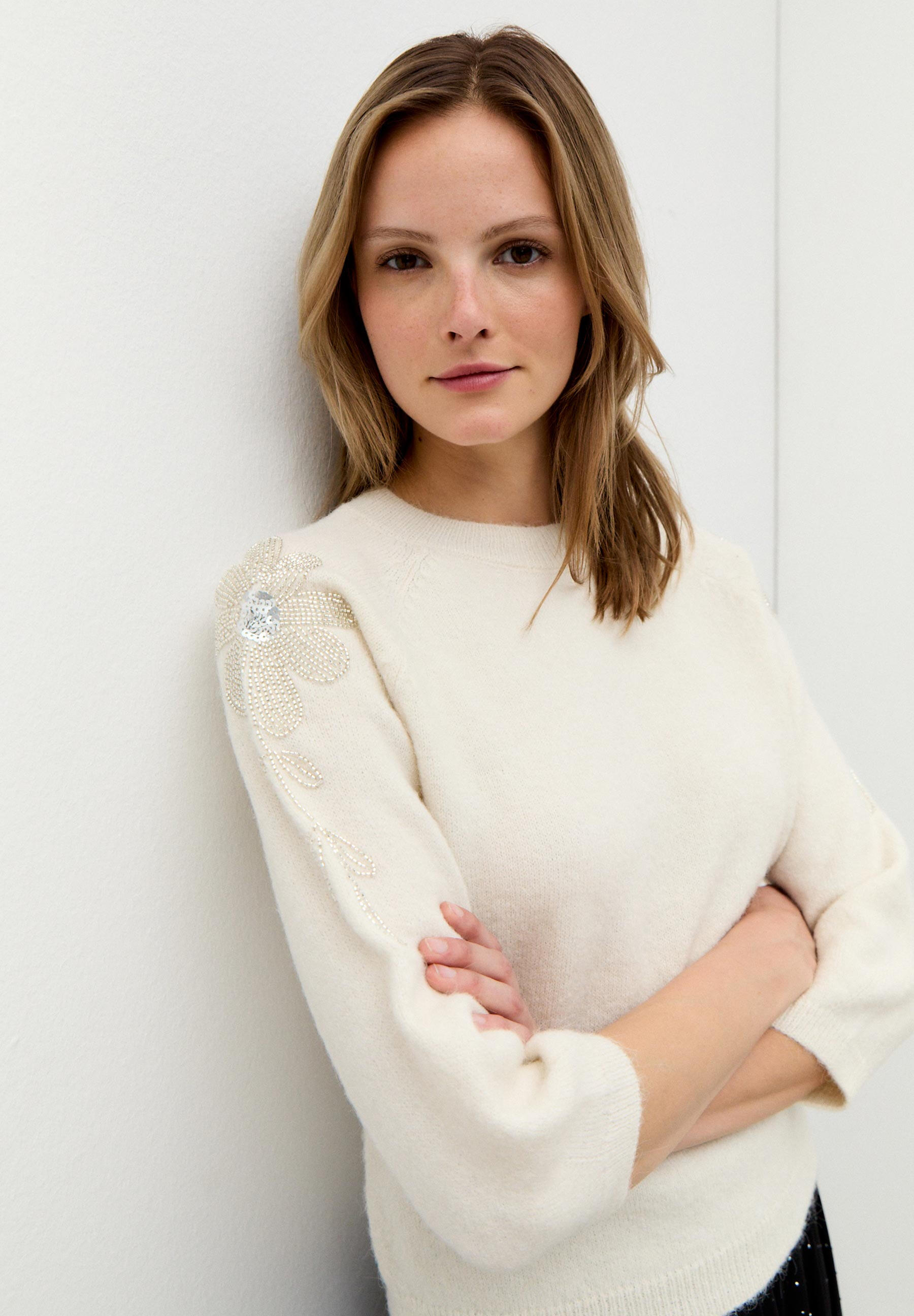 Pullover with Pearls, 3/4 Sleeve