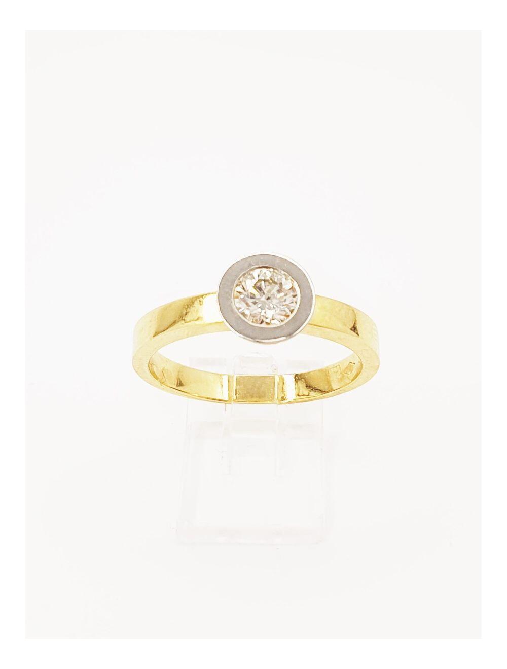 Yellow gold ring with 0.30ct natural diamond GVS 1 set in white gold