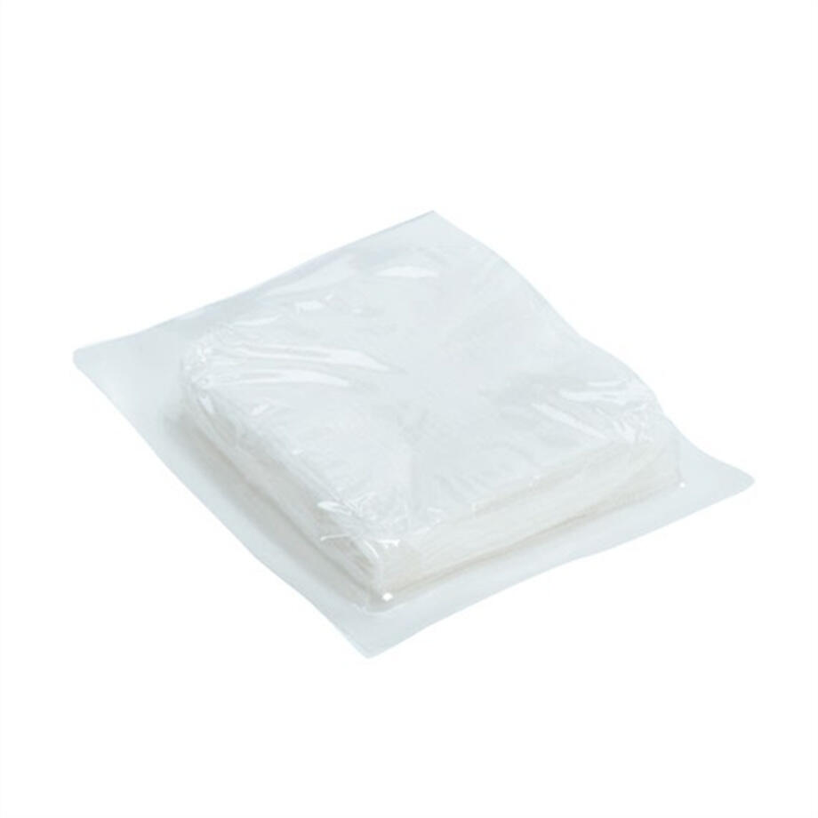 Compresse sterile 5 x 5 cm, 12 plis, emballee en sachet de 5 pieces