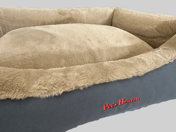 Eckiges Hundebett aus nachhaltigen Materialien 