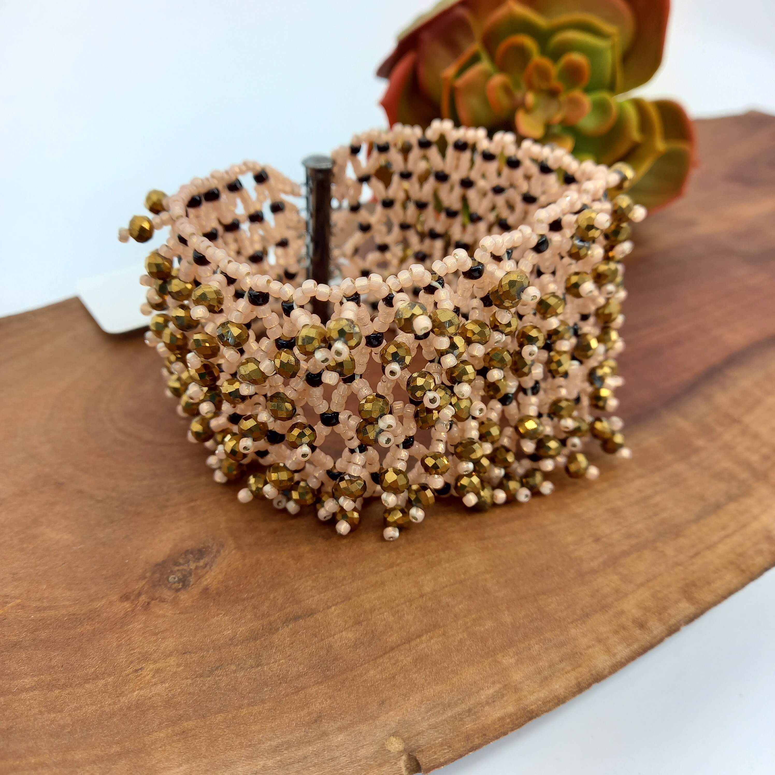 Arabesque Fuchsia Bracelet : Bead Pattern – Francesca's Fancy