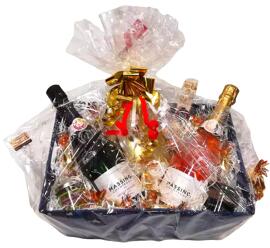 Food Gift Baskets champagne Candy & Chocolate Dips & Spreads Tapenade Sommellerie de France Bascharage