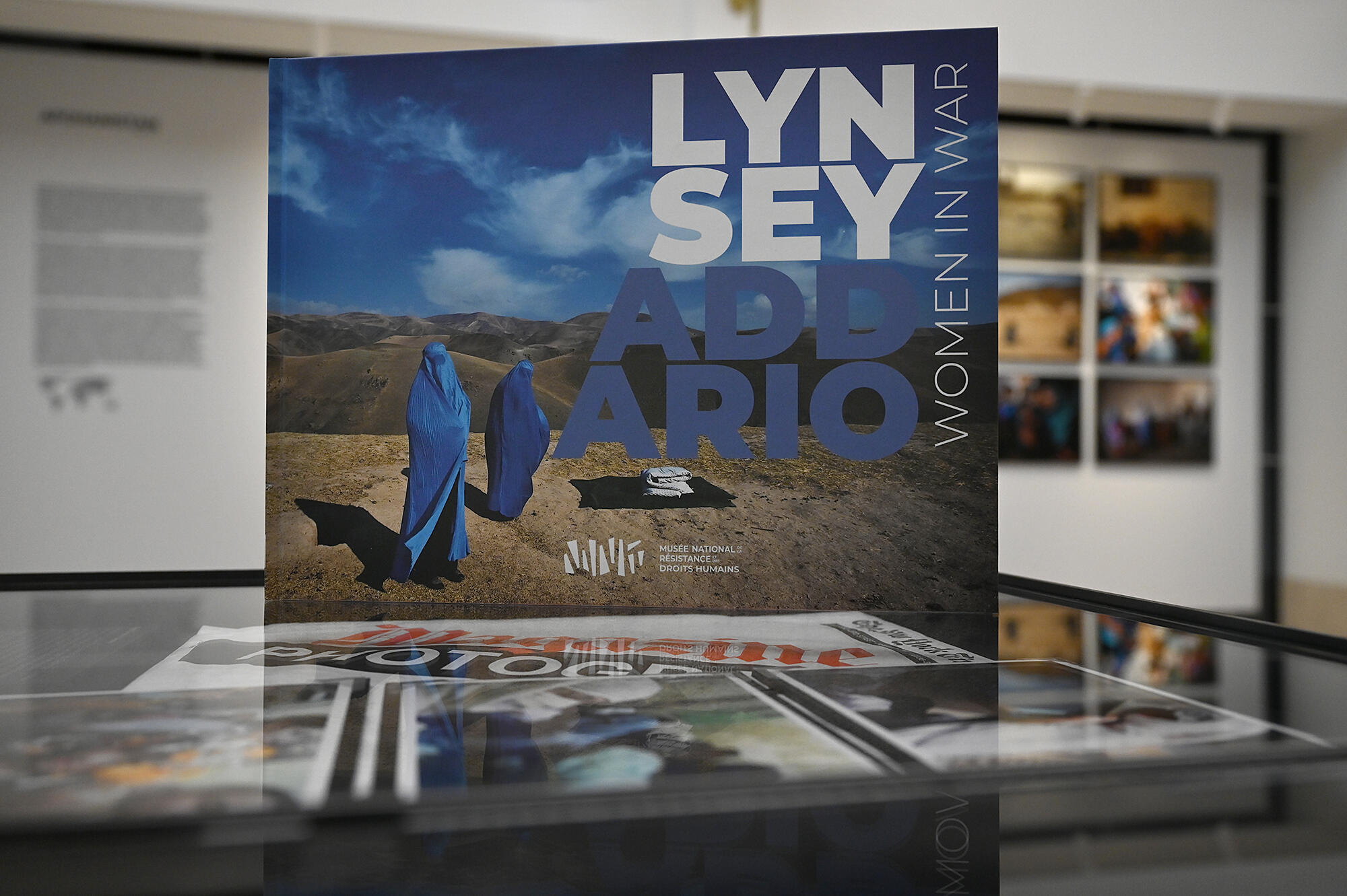 Lynsey Addario – Women in War (FR-DE-EN)