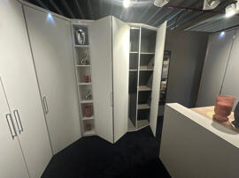 Furniture Eisleker Miwwelstrooss