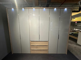 Furniture Eisleker Miwwelstrooss