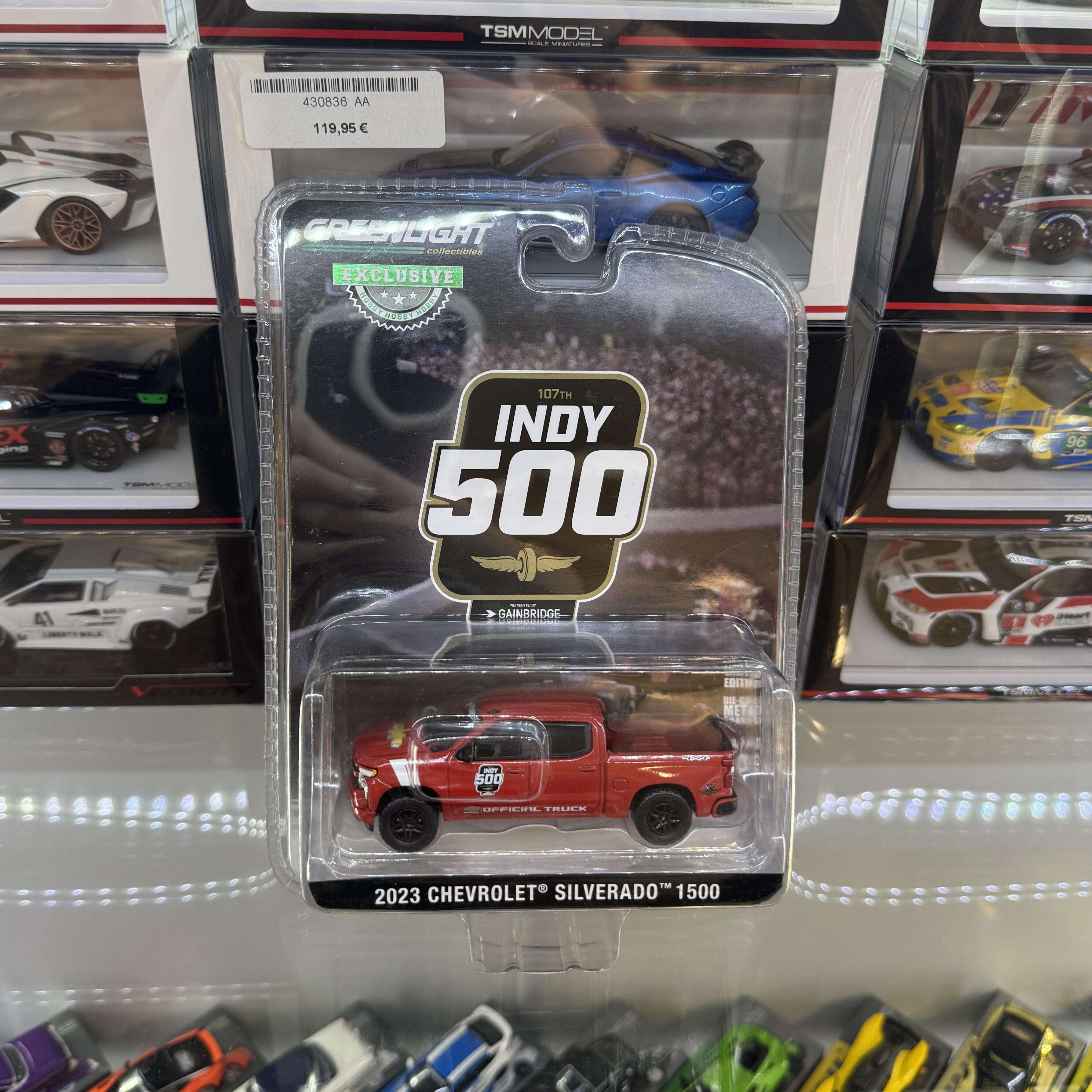 Greenlight - #30457 - 2023 Chevrolet Silverado 1500 - Indy 500 - 1/64