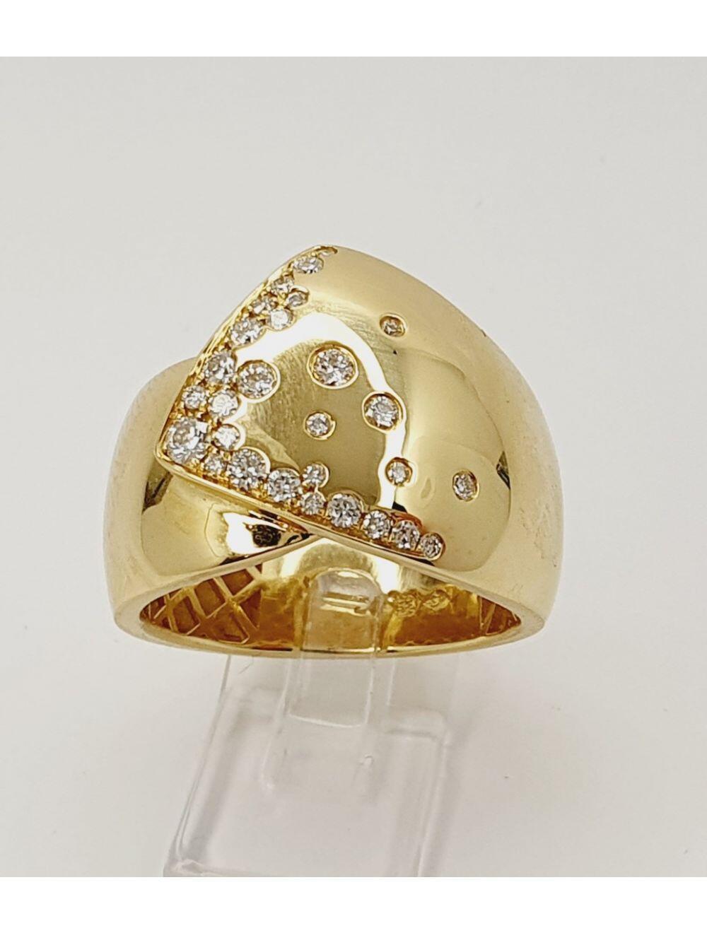 Yellow gold ring with 0.37ct natural diamonds