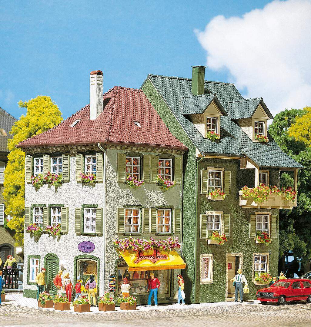 Kit Faller 191786 – Maquette De Bâtiment 1/87 – 172 Pièces, 8 Couleurs – Modélisme Ferroviaire HO