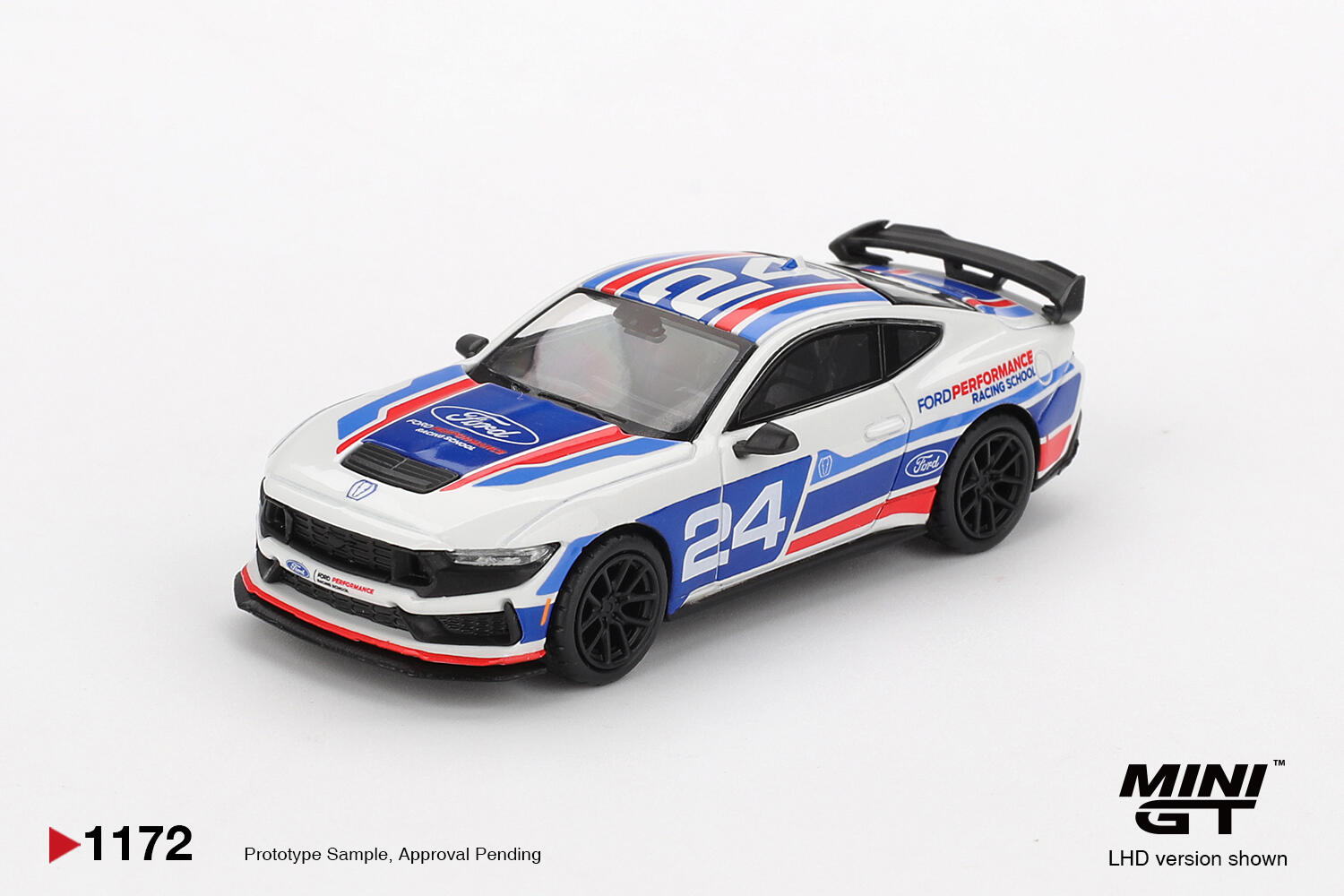 [En précommande] MINI GT - #MGT01172-L - Ford Mustang Dark Horse #24 - Ford Performance Racing School - 1/64