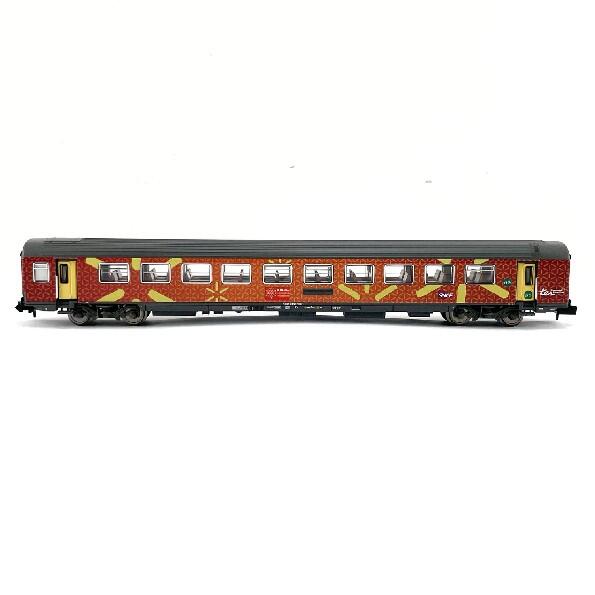 Voiture Corail VTU 1ère Classe Fluo Grand Est SNCF Ep VI HO Piko P97117 Voiture Corail VTU 1ère Classe Fluo Grand Est SNCF Ep VI HO Piko P97117