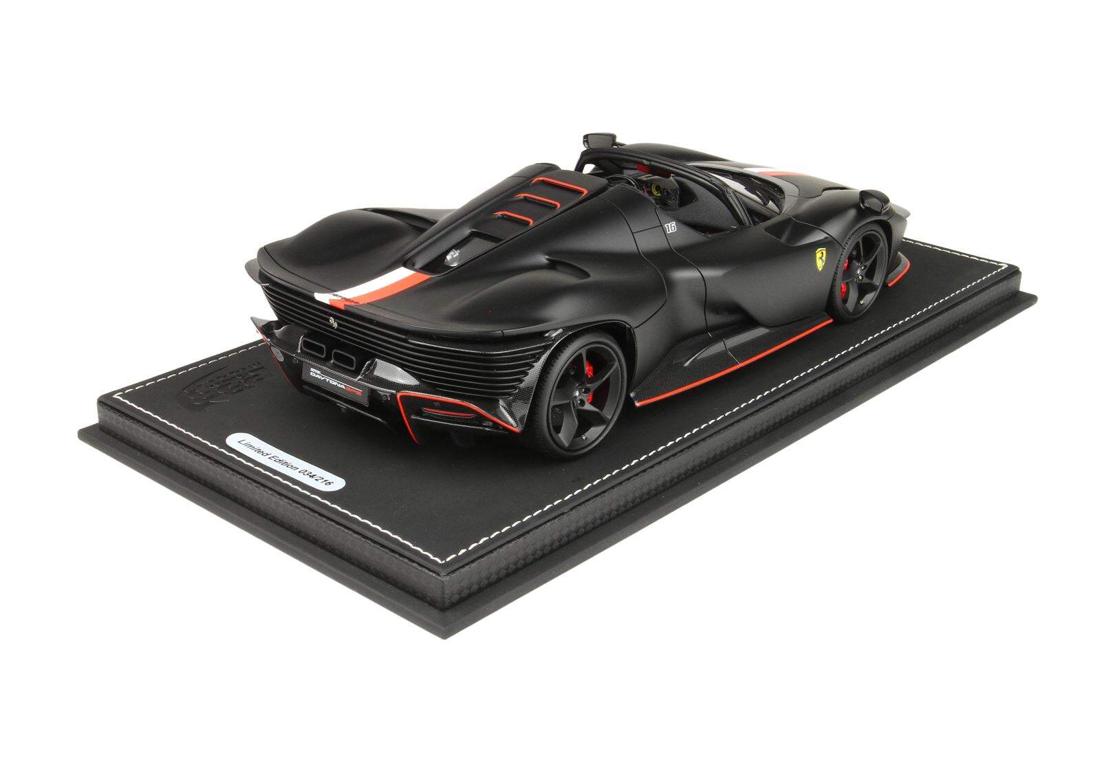 Ferrari Daytona SP3 Serie Icona Charles Leclerc (toit fermé) Voiture 1:18 BBR P18224CL