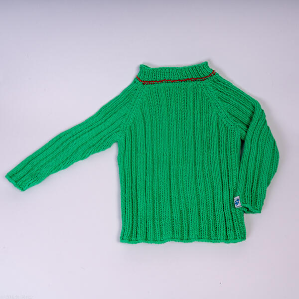Kinderpullover, handgestrickt  