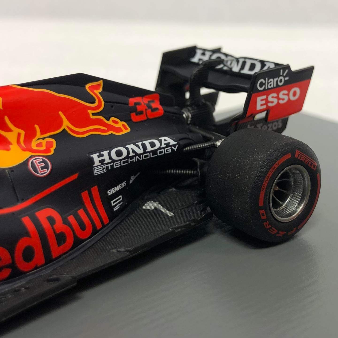 Spark S7861 - Red Bull Racing Honda RB16B No.33 - Red | Letzshop