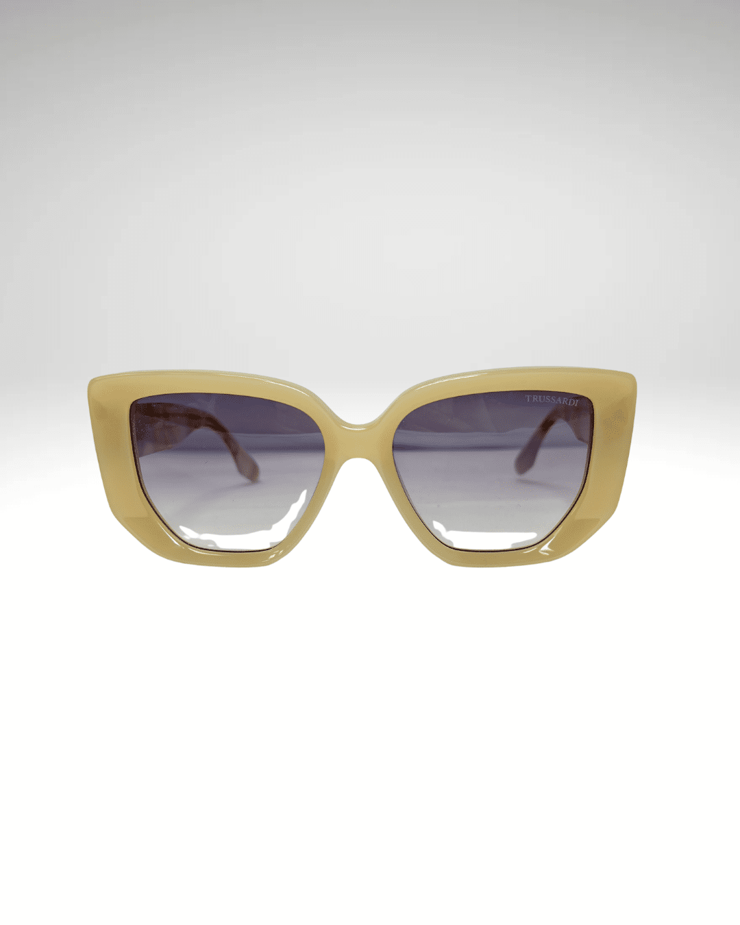 Lunettes de soleil élégantes Trussardi