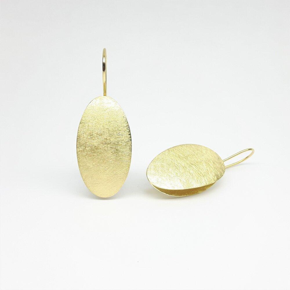 Earrings in 18kt yellow gold.