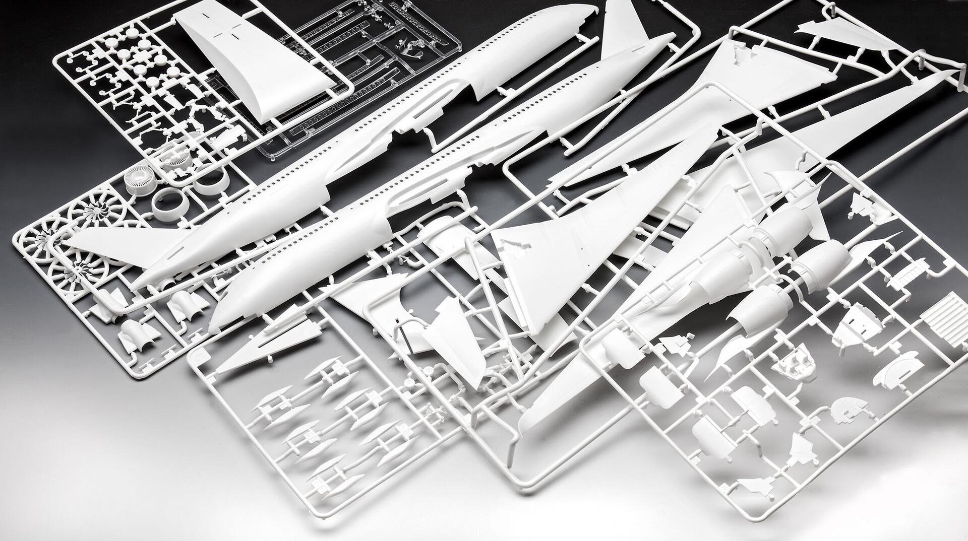 Maquette Avion Airbus A350-900 Lufthansa Revell - Échelle 1/144 - 120 Pièces