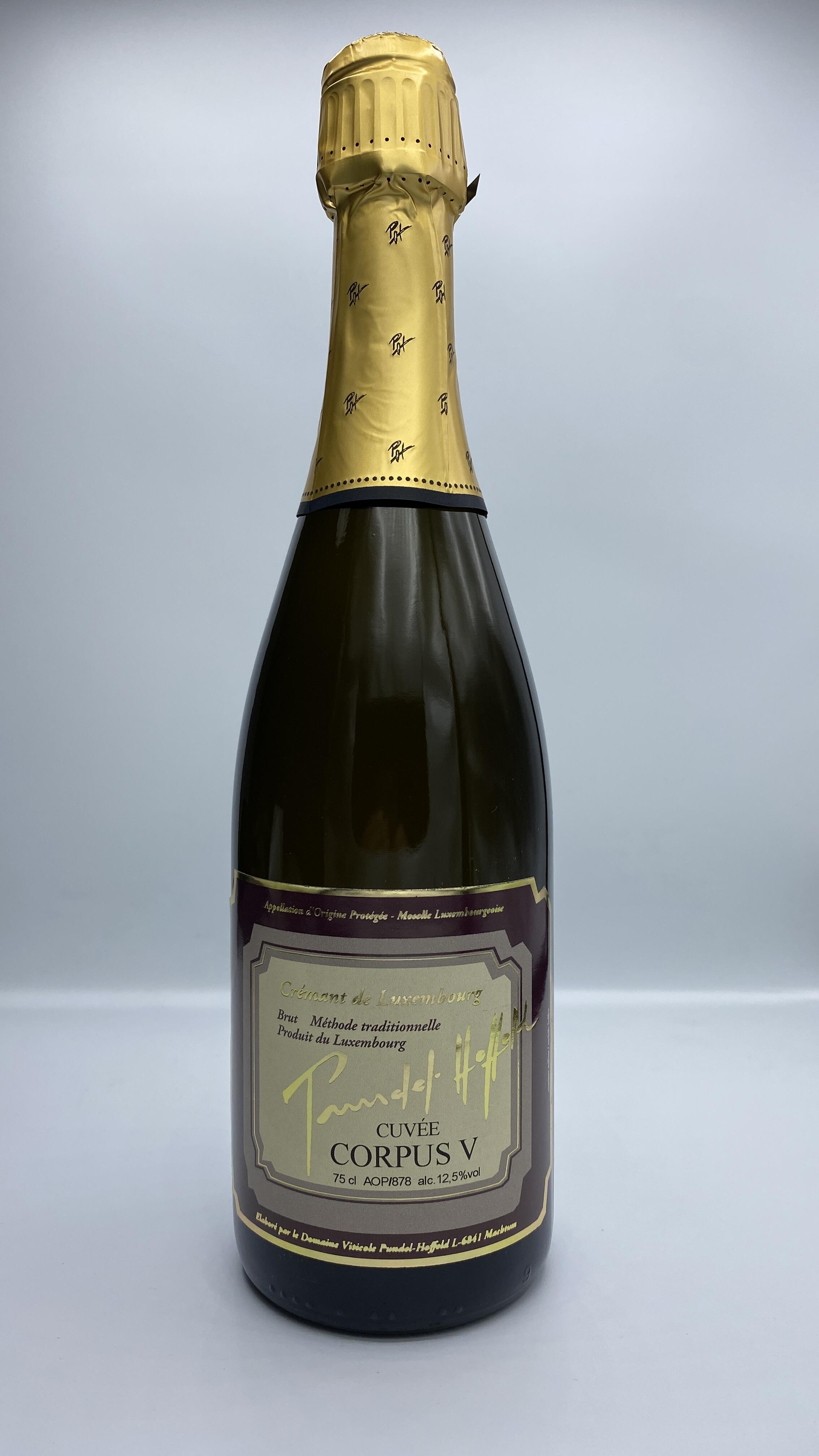Crémant Cuvée Corpus V (MEILLEUR VIN DE L'ANNEE 2023 GAULT&MILLAU LUXEMBOURG)