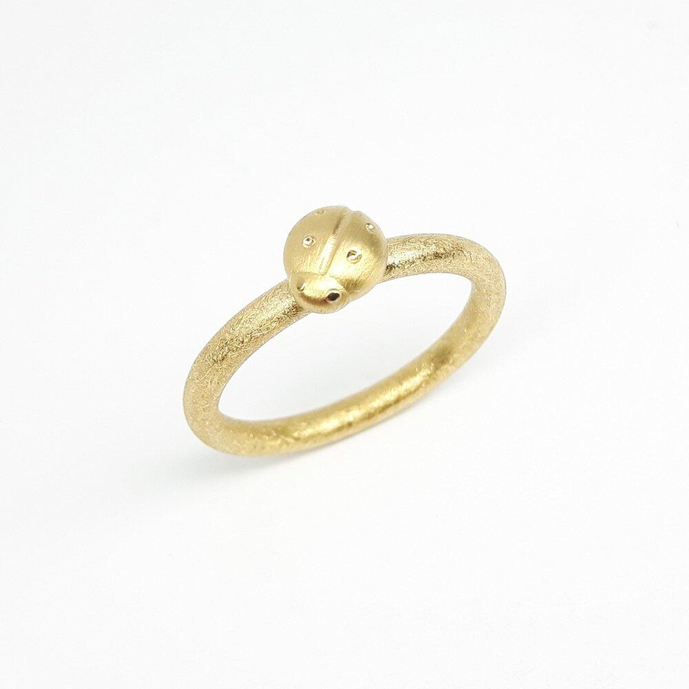18kt yellow gold "ladybug" ring.