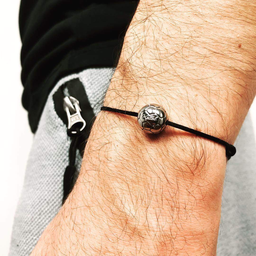 12 Fußball-Armbänder Verstellbar – Handgewebtes Wachsseil, Für Partys & Sport, Größe 8-28 Cm